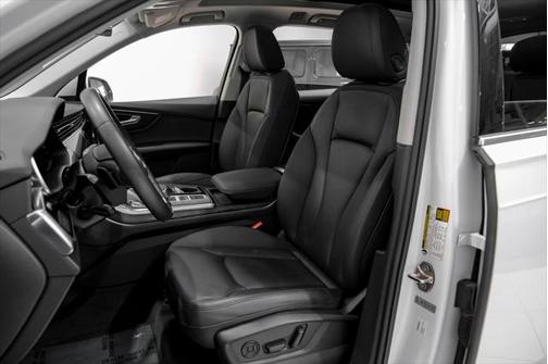 2022 Audi Q7 55 Premium