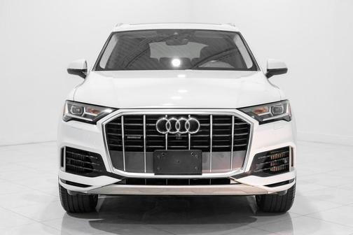 2022 Audi Q7 55 Premium