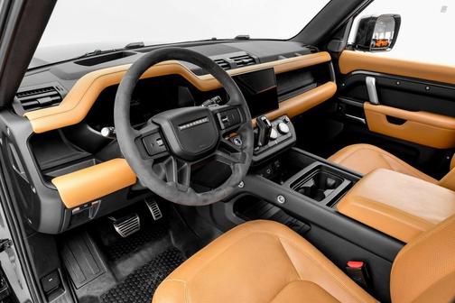 2023 Land Rover Defender 110 V8