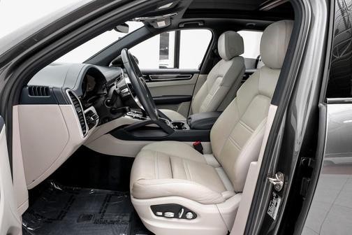 2019 Porsche Cayenne Cayenne