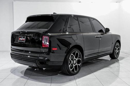 2023 Rolls-Royce Cullinan Black Badge