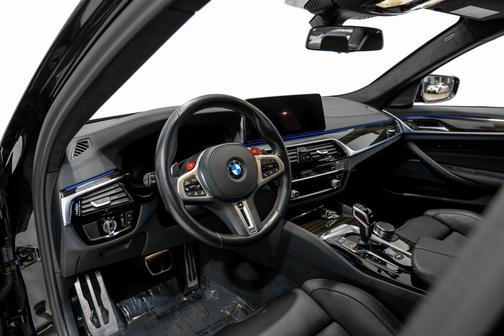 2022 BMW M5 Base