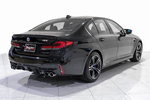 2022 BMW M5 Base
