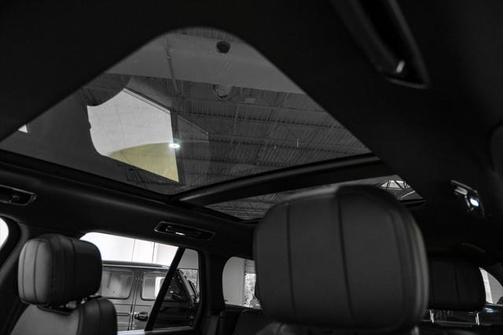 2023 Land Rover Range Rover P530 SE