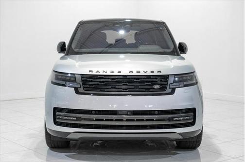 2023 Land Rover Range Rover P530 SE