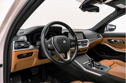 2022 BMW 330 330i