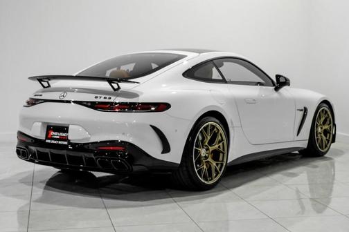 2025 Mercedes-Benz AMG GT 63 Base