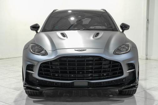 2023 Aston Martin DBX 707