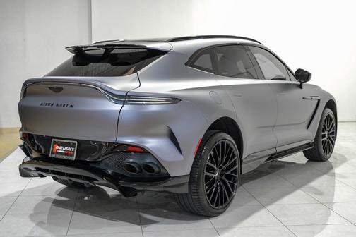 2023 Aston Martin DBX 707