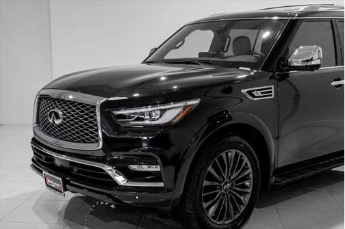 2024 INFINITI QX80 SENSORY AWD