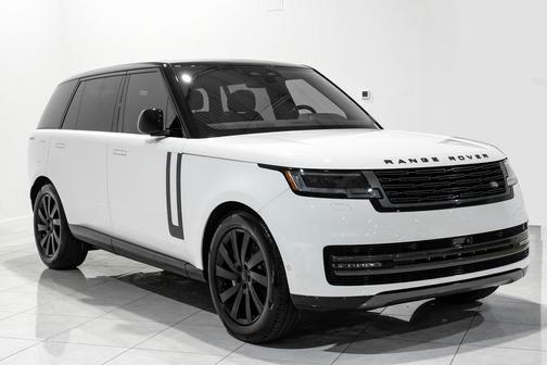 2025 Land Rover Range Rover SE