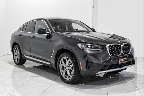 2024 BMW X4 xDrive30i