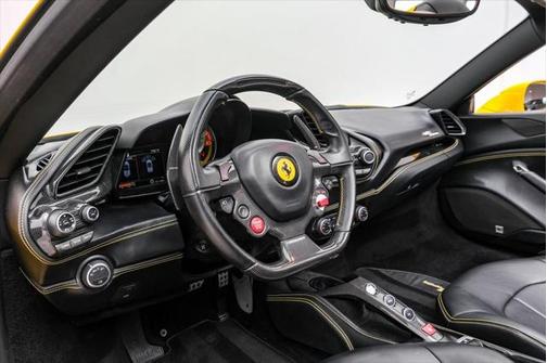 2017 Ferrari 488 Spider Base