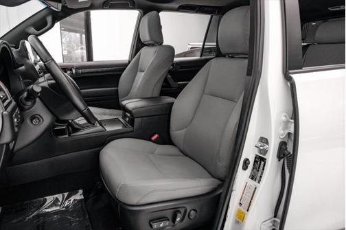 2023 Lexus GX 460 Base