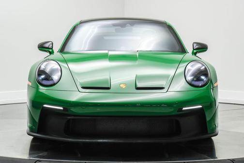 Python Green 2022 Porsche 911 GT3