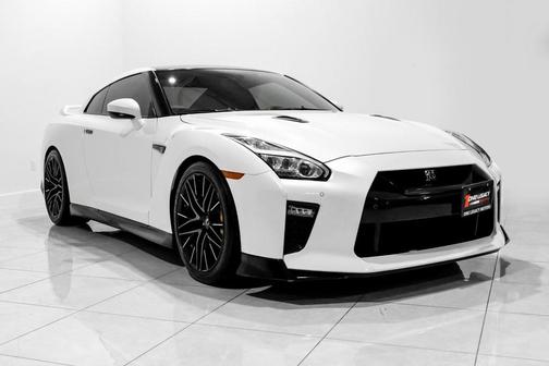 2021 Nissan GT-R Premium Dual-clutch 6-Speed Transmission