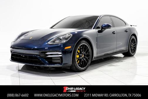 2022 Porsche Panamera Turbo S