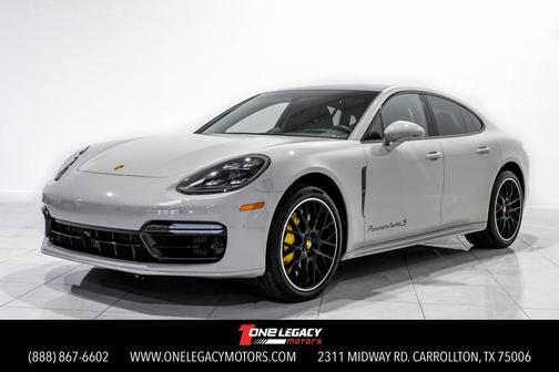 2023 Porsche Panamera Turbo S