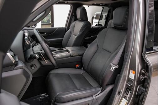 2023 Lexus LX 600 Luxury