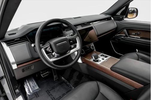 2023 Land Rover Range Rover P400 SE