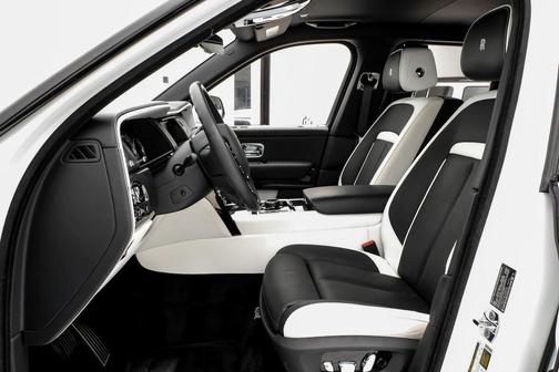 2022 Rolls-Royce Cullinan 