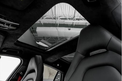 2018 Porsche Panamera Turbo
