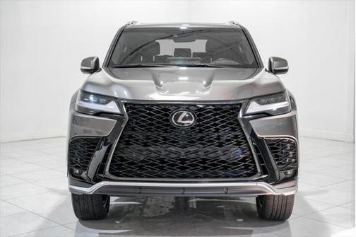 2022 Lexus LX 600 Base