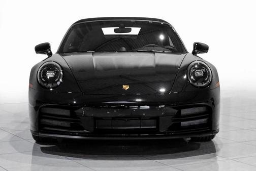 2025 Porsche 911 Carrera