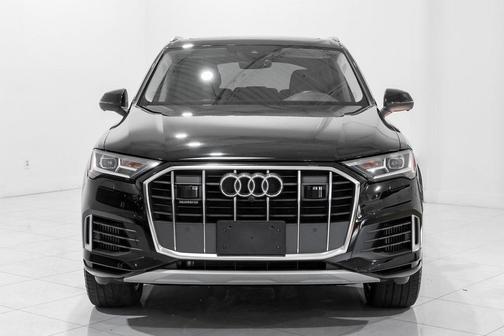 2022 Audi Q7 55 Premium Plus