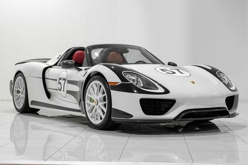 2015 Porsche 918 Spyder Base w/Weissach Package