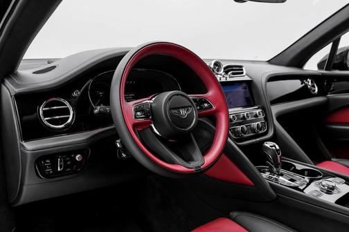 2023 Bentley Bentayga V8