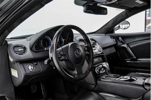 2006 Mercedes-Benz SLR McLaren Base