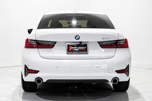 2022 BMW 330 330i