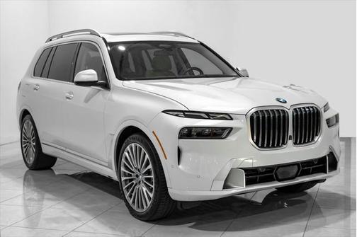 2023 BMW X7 xDrive40i