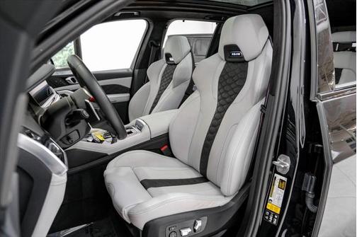 2022 BMW X5 M Base