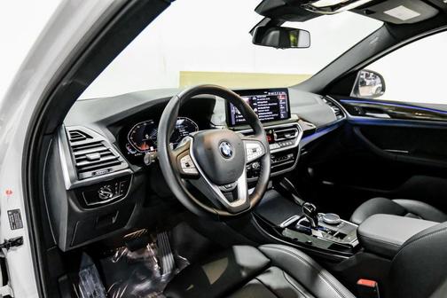 2023 BMW X4 xDrive30i