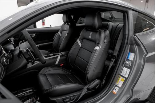 2022 Ford Shelby GT500 Base