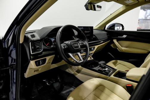 2023 Audi Q5 45 S line Premium