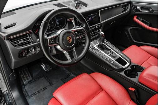 2021 Porsche Macan GTS