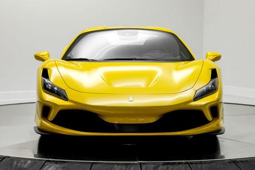 2022 Ferrari F8 Spider Base