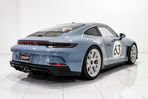 2024 Porsche 911 S/T