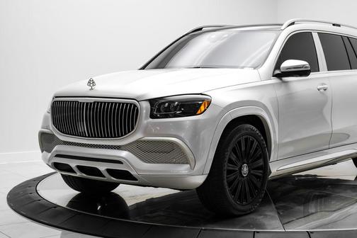 White 2022 Mercedes-Benz Maybach GLS 600 4MATIC