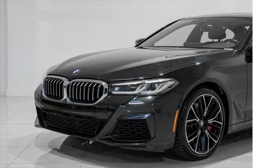2022 BMW 540 i