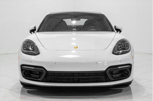 2022 Porsche Panamera 4S