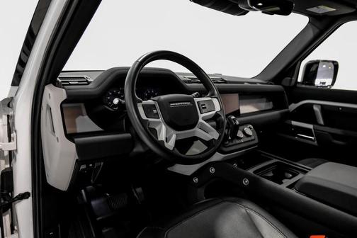 2023 Land Rover Defender 90 X-Dynamic SE