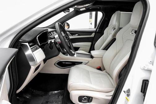 2023 Jaguar F-PACE SVR P550 AWD Automatic