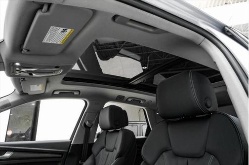 2022 Audi Q5 e 55 S line Premium Plus