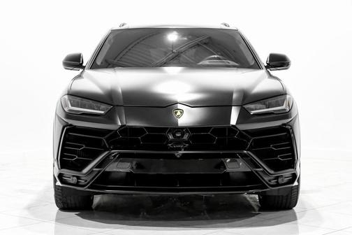 2021 Lamborghini Urus Graphite Capsule