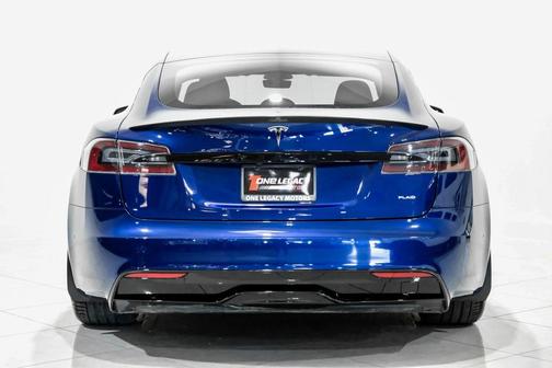 2021 Tesla Model S Plaid