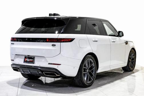 2023 Land Rover Range Rover Sport SE